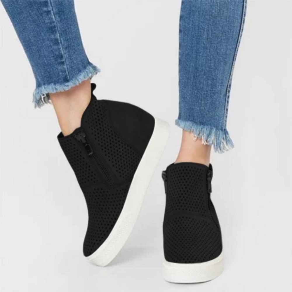 High-top Zipper Sneaker.